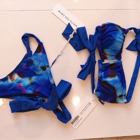 Hawaiian Blue Bikini Set 💙🦋 - Picture 4 of 5